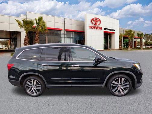 Black Forest Pearl 2018 Honda Pilot Touring