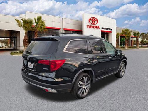 Black Forest Pearl 2018 Honda Pilot Touring