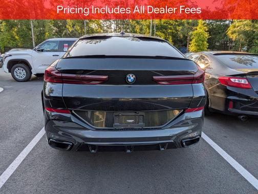 Black Sapphire Metallic 2022 BMW X6 xDrive40i