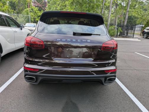2016 Porsche Cayenne Base