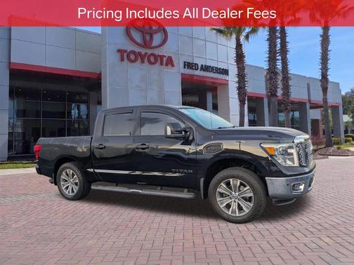 Magnetic Black 2017 Nissan Titan SL