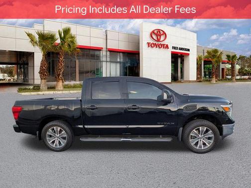 Magnetic Black 2017 Nissan Titan SL