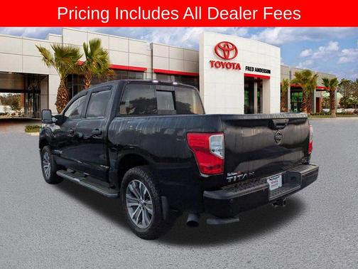 Magnetic Black 2017 Nissan Titan SL