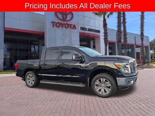 Magnetic Black 2017 Nissan Titan SL