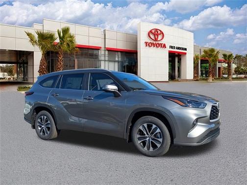 2026 Toyota Highlander XLE