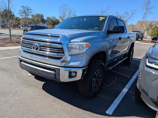 2017 Toyota Tundra SR5