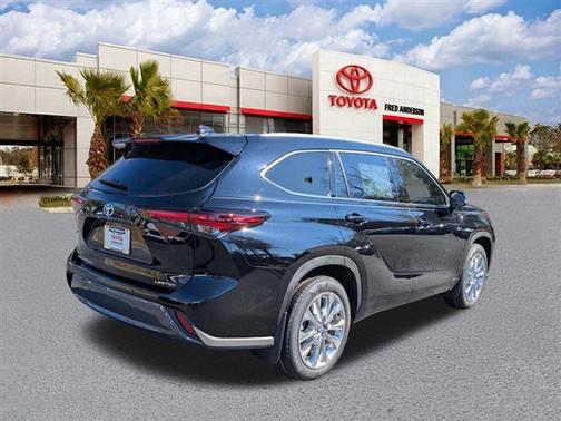 2026 Toyota Highlander Hybrid Limited