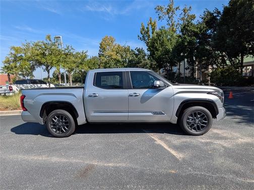 2025 Toyota Tundra Platinum