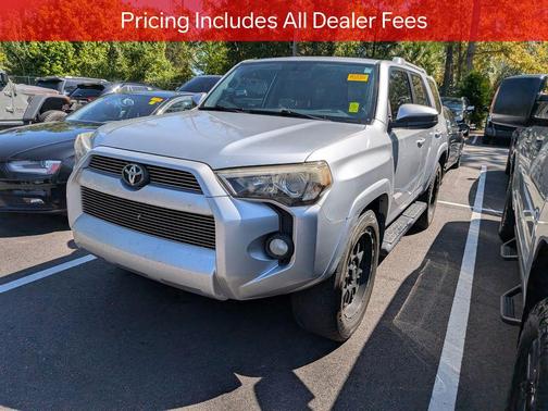 Classic Silver Metallic 2016 Toyota 4Runner SR5