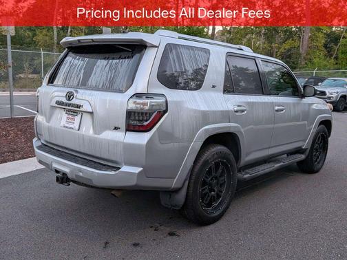 Classic Silver Metallic 2016 Toyota 4Runner SR5