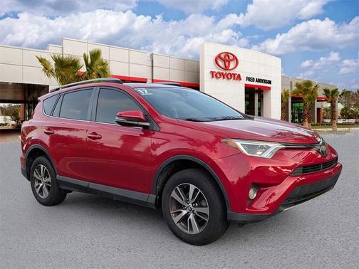 2017 Toyota RAV4 XLE