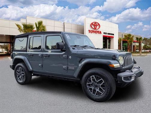 2024 Jeep Wrangler 4-Door Sahara 4x4