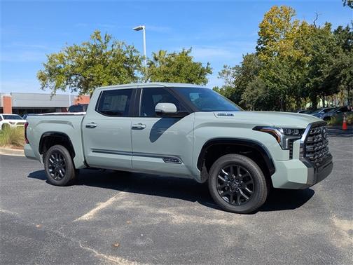 2025 Toyota Tundra Hybrid Platinum