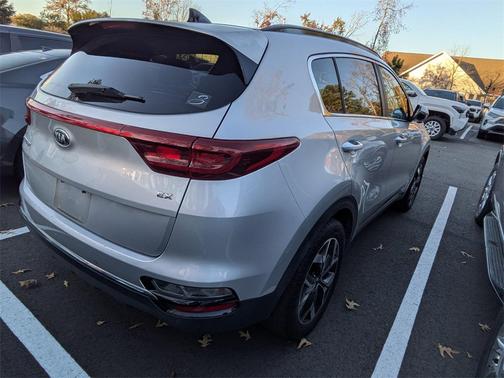 2020 Kia Sportage EX