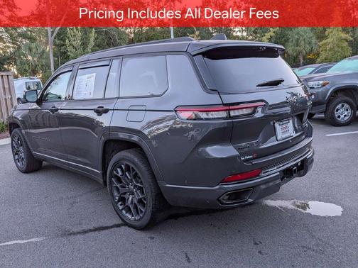 Baltic Gray Metallic Clearcoat 2025 Jeep Grand Cherokee L Summit Reserve