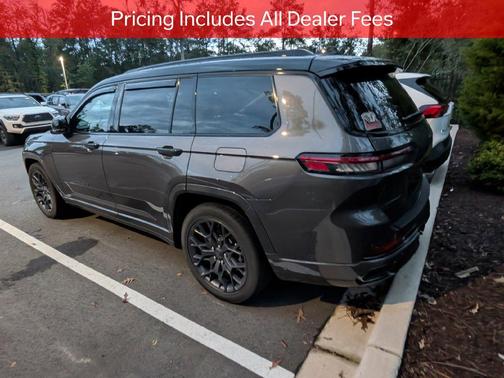Baltic Gray Metallic Clearcoat 2025 Jeep Grand Cherokee L Summit Reserve