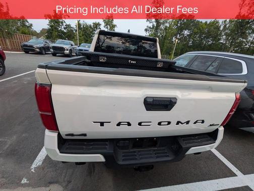 Ice Cap 2024 Toyota Tacoma SR5