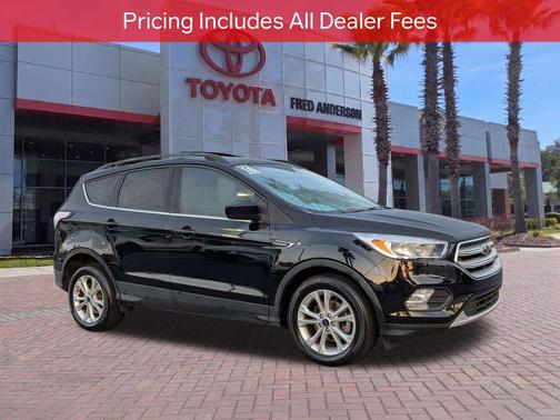SHADOW BLACK 2018 Ford Escape SE