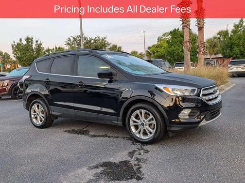 SHADOW BLACK 2018 Ford Escape SE