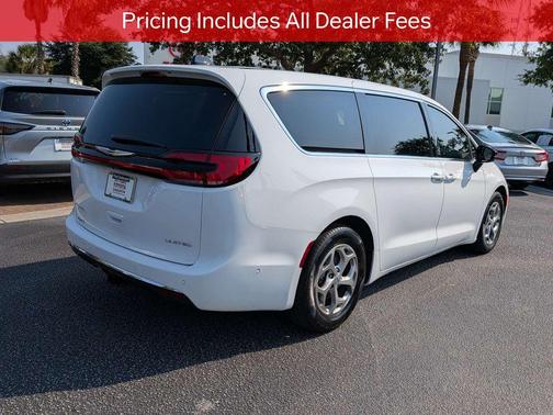 Bright White Clearcoat 2024 Chrysler Pacifica Limited