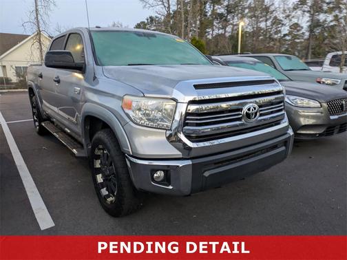 2017 Toyota Tundra SR5