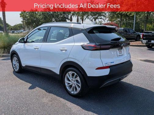 Summit White 2023 Chevrolet Bolt EUV FWD LT