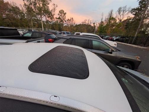 2022 Honda HR-V EX-L