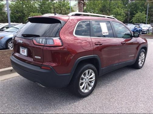 Velvet Red Pearlcoat 2019 Jeep Cherokee Latitude