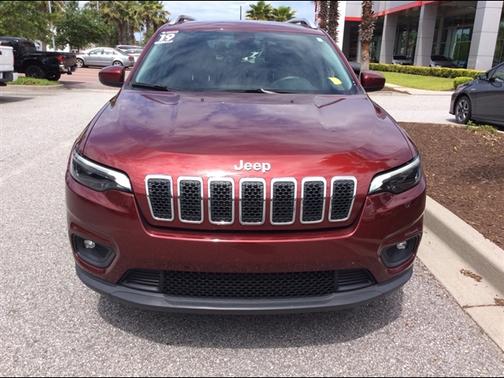 Velvet Red Pearlcoat 2019 Jeep Cherokee Latitude