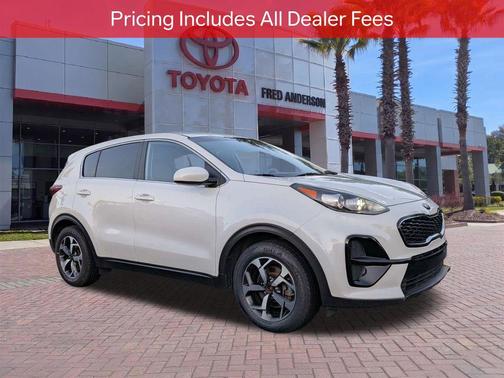 Snow White Pearl 2021 Kia Sportage LX