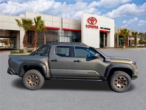2025 Toyota Tacoma Hybrid Trailhunter