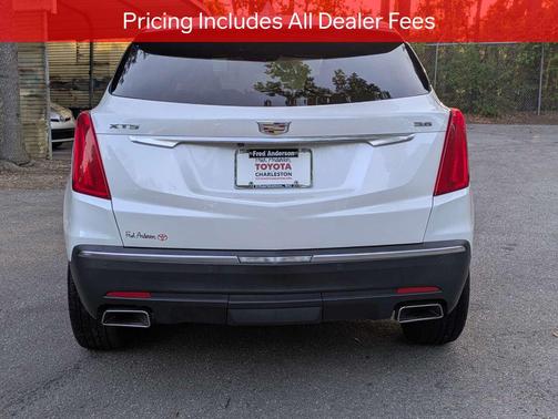Crystal White Tricoat 2017 Cadillac XT5 Premium Luxury