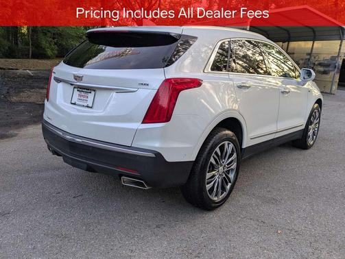 Crystal White Tricoat 2017 Cadillac XT5 Premium Luxury