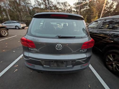 2014 Volkswagen Tiguan 4MOTION Auto S