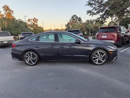 2023 Hyundai SONATA SEL Plus