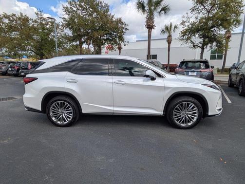 Eminent White Pearl 2022 Lexus RX 350L Luxury