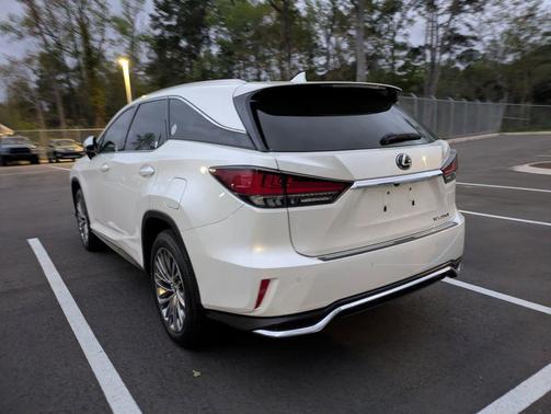 Eminent White Pearl 2022 Lexus RX 350L Luxury