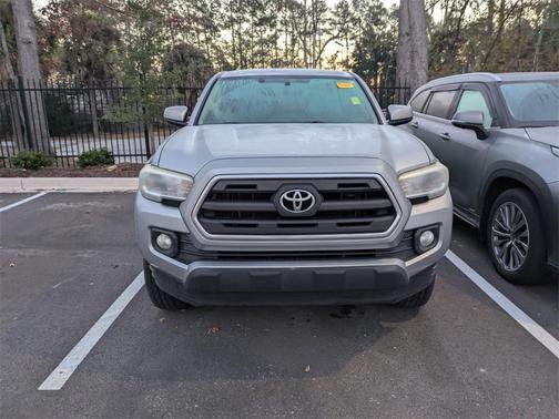 2017 Toyota Tacoma SR5