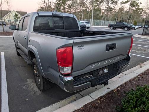 2017 Toyota Tacoma SR5