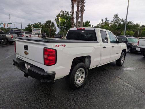 Summit White 2018 Chevrolet Silverado 1500 WT