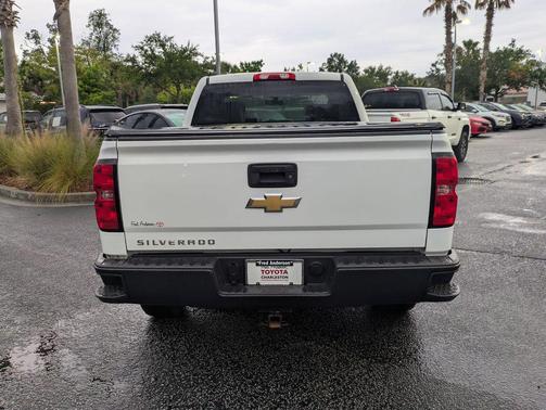 Summit White 2018 Chevrolet Silverado 1500 WT