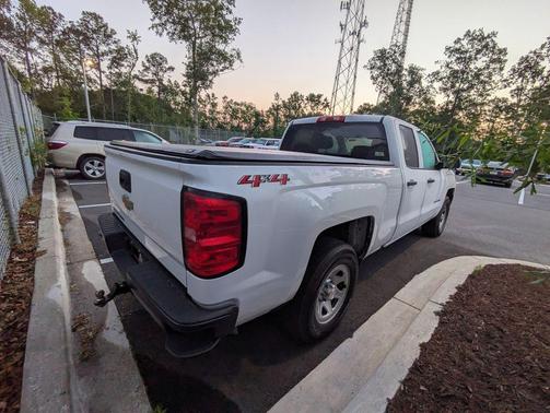 Summit White 2018 Chevrolet Silverado 1500 WT
