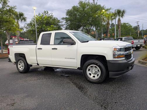 Summit White 2018 Chevrolet Silverado 1500 WT