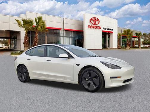 2023 Tesla Model 3 Standard Range