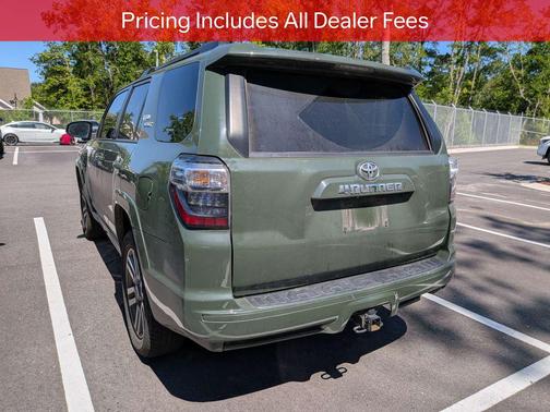 Army Green 2022 Toyota 4Runner TRD Sport
