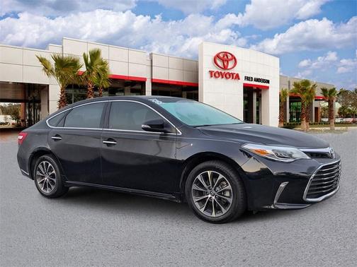 2016 Toyota Avalon XLE