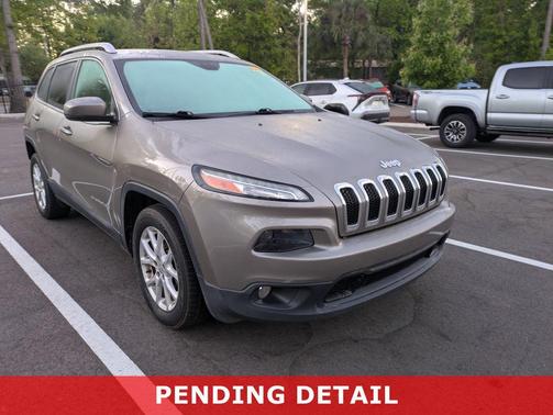 Light Brownstone Pearlcoat 2016 Jeep Cherokee Latitude