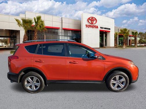 Hot Lava 2015 Toyota RAV4 XLE