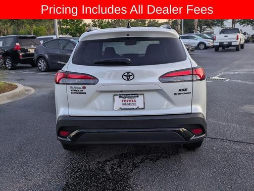 Wind Chill Pearl 2025 Toyota Corolla Hybrid SE