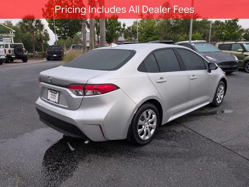 Classic Silver Metallic 2025 Toyota Corolla LE